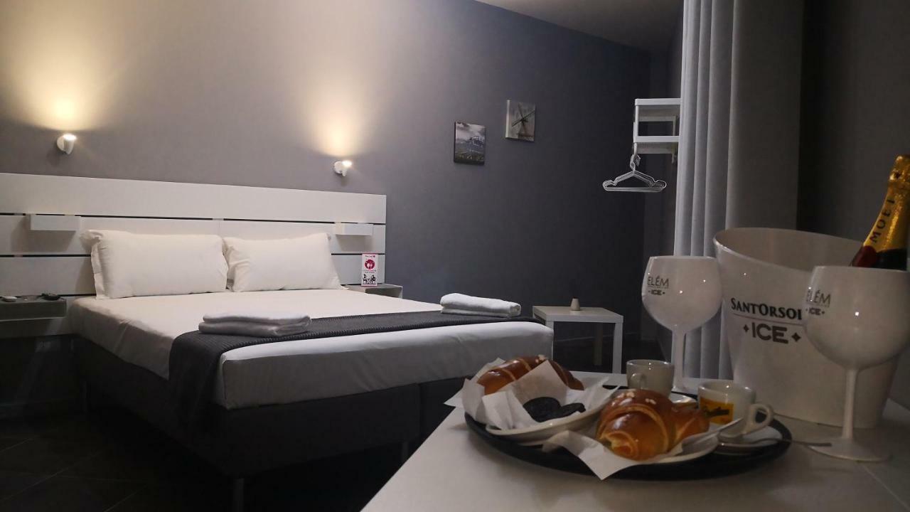 Living Bed And Breakfast Касория Экстерьер фото